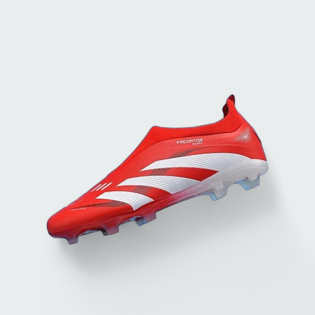 Predator Ultralight Soccer Sneakers