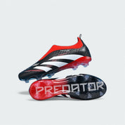 Predator Ultralight Soccer Sneakers